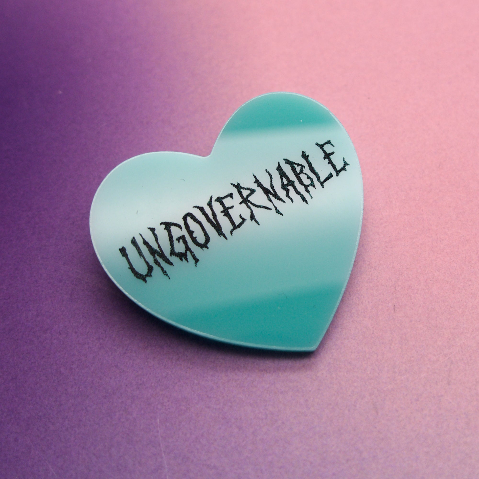 UNGOVERNABLE Candy Heart Brooch in Teal