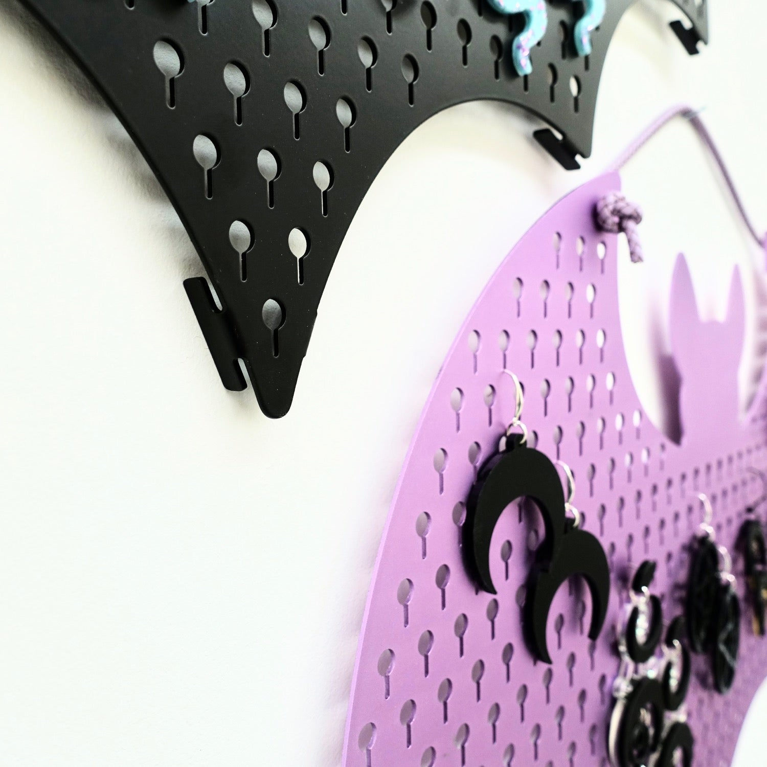 Large Bat Metal Earring Holder - edenki